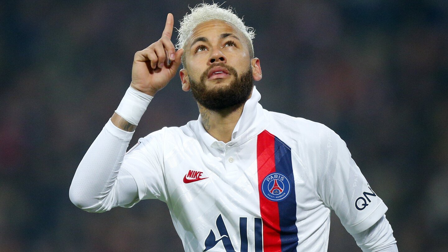 Nantes fans remember Sala Neymar pays tribute to Bryant AP News